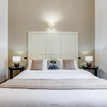 Bdc - Spanish Steps Gold 2bdr