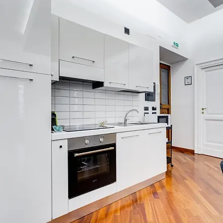 Bdc - Spanish Steps Gold 2bdr Apartament Rzym
