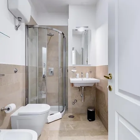 Bdc - Spanish Steps Gold 2bdr *