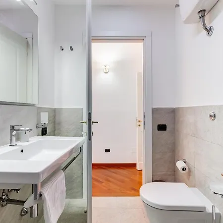 Bdc - Spanish Steps Gold 2bdr