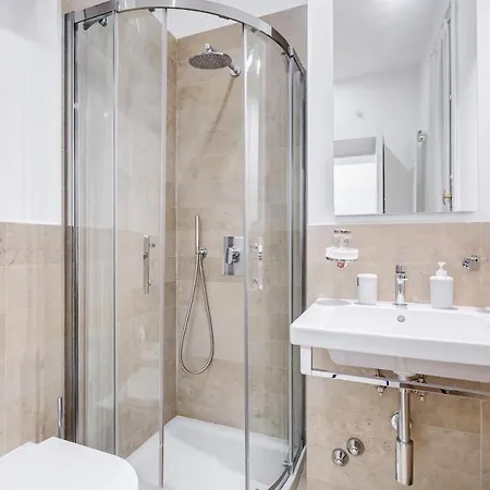 Bdc - Spanish Steps Gold 2bdr Apartament Rzym