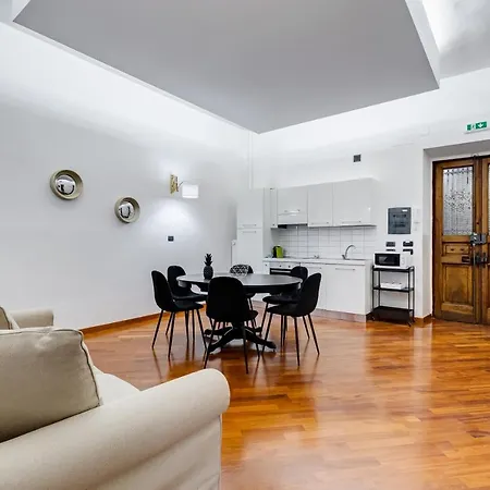 Bdc - Spanish Steps Gold 2bdr