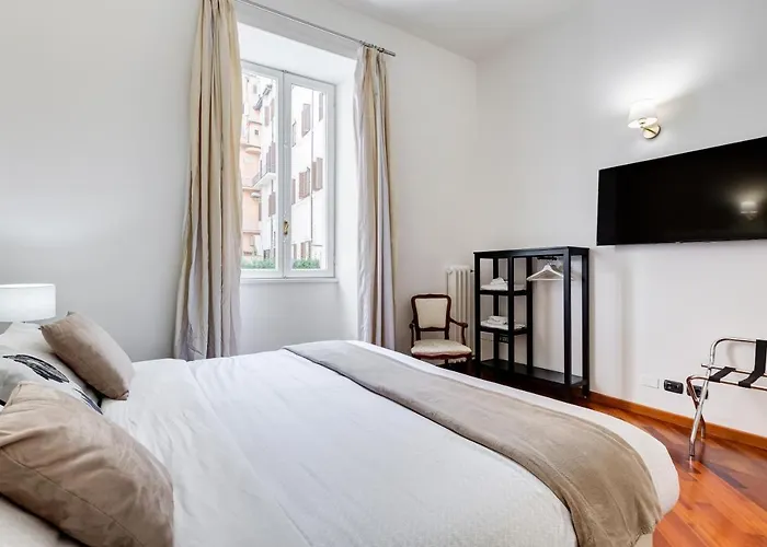 Bdc - Spanish Steps Gold 2bdr