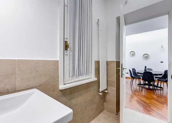 Bdc - Spanish Steps Gold 2bdr Appartement