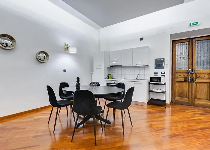 Bdc - Spanish Steps Gold 2bdr * Rome