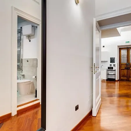 Bdc - Spanish Steps Gold 2bdr * Roma