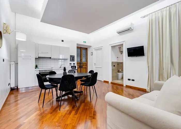 Bdc - Spanish Steps Gold 2bdr